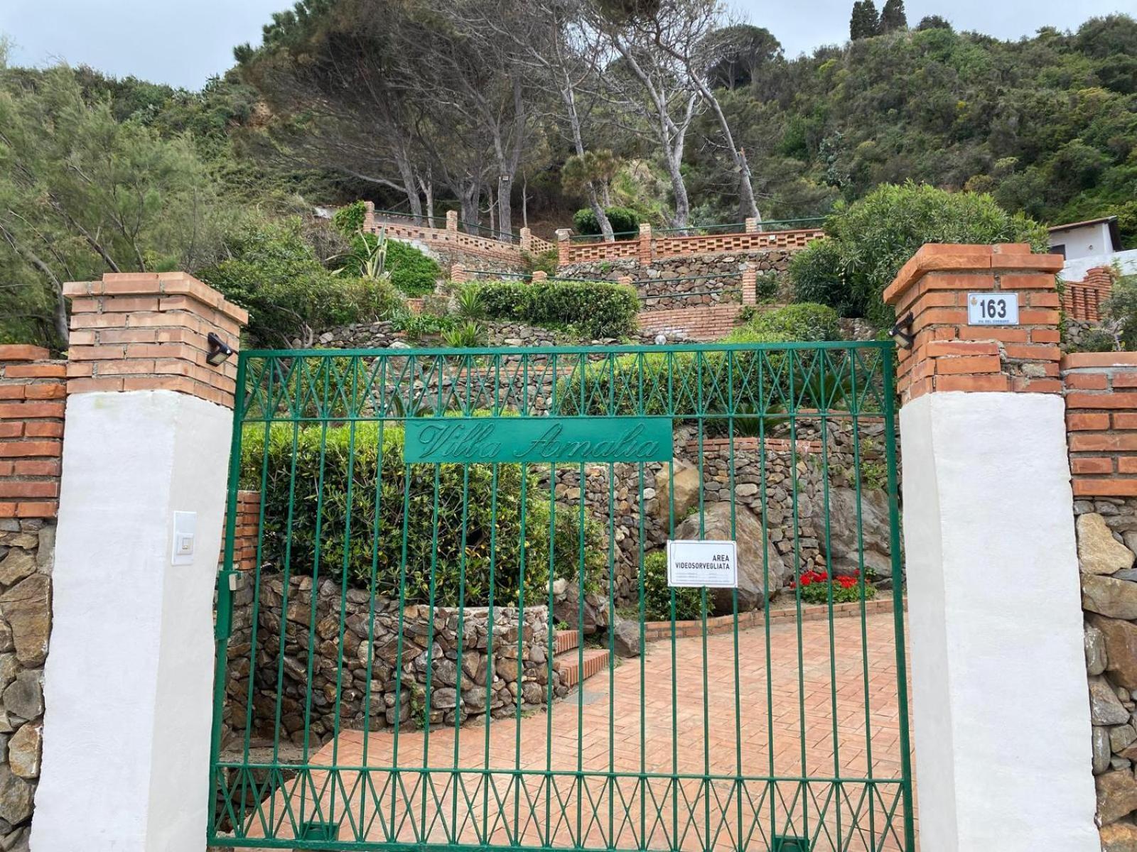 Villa Amalia Sul Mare Messina Exterior photo